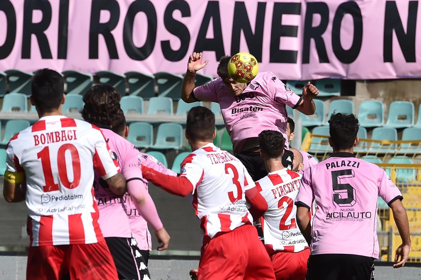 Calcio serie C – Il Teramo pareggia a Palermo, ma stavolta piace