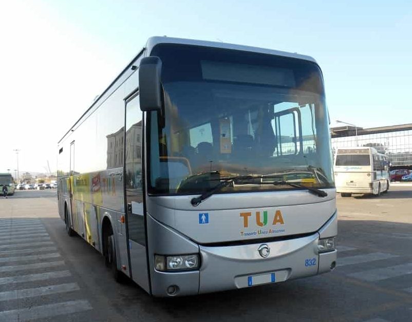 Il bus Tua si ferma a Martinsicuro e non a San Benedetto: studenti della Val Vibrata costretti a scendere prima