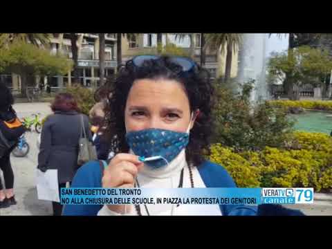 San Benedetto – No alla chiusura delle scuole, i genitori protestano in piazza