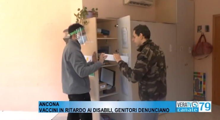 Ancona – In ritardo i vaccini per i disabili, protestano i genitori