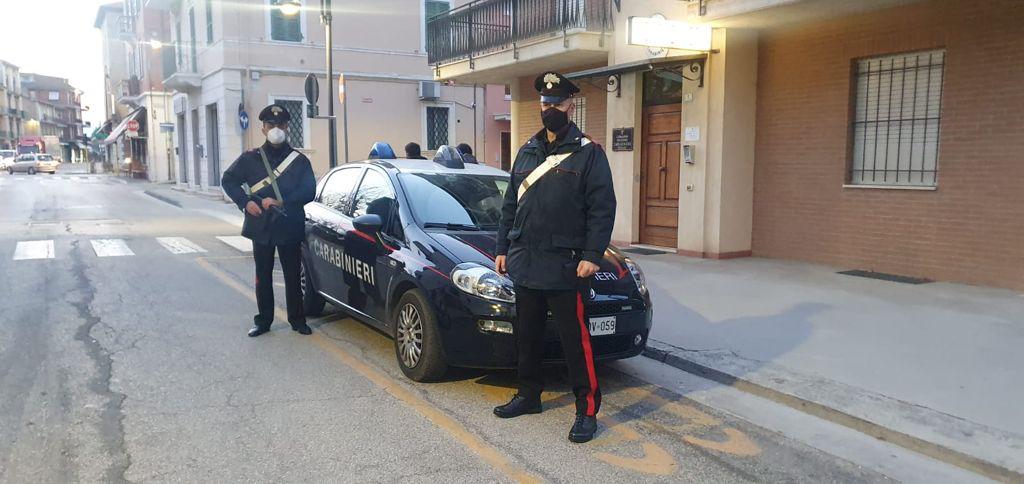 Pedaso – I carabinieri scovano truffatore sul web