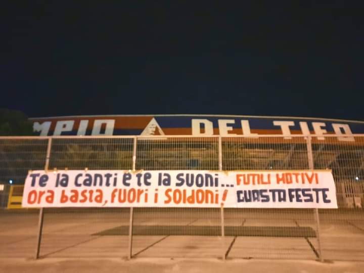 Calcio serie C – Samb, striscione ultras contro il presidente Serafino