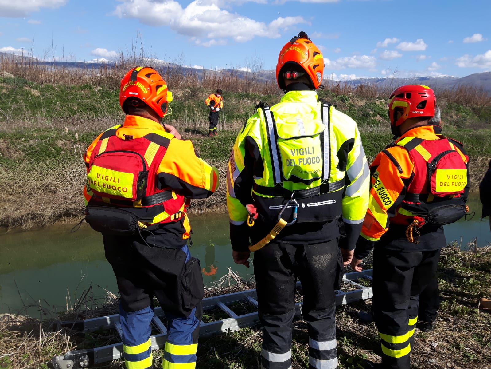 L’Aquila – Ritrovato dai sommozzatori dei Vigili del fuoco di Roseto degli Abruzzi il giovane scomparso a San Benedetto dei Marsi