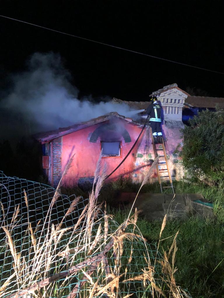 Silvi Marina – Incendio all’”ex Villaggio del Fanciullo”, ambulante 62enne muore carbonizzato