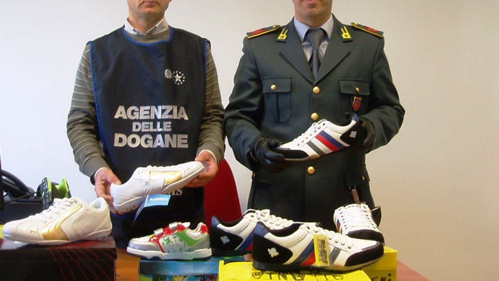 Ad Ancona 11mila calzature contraffatte date in beneficenza