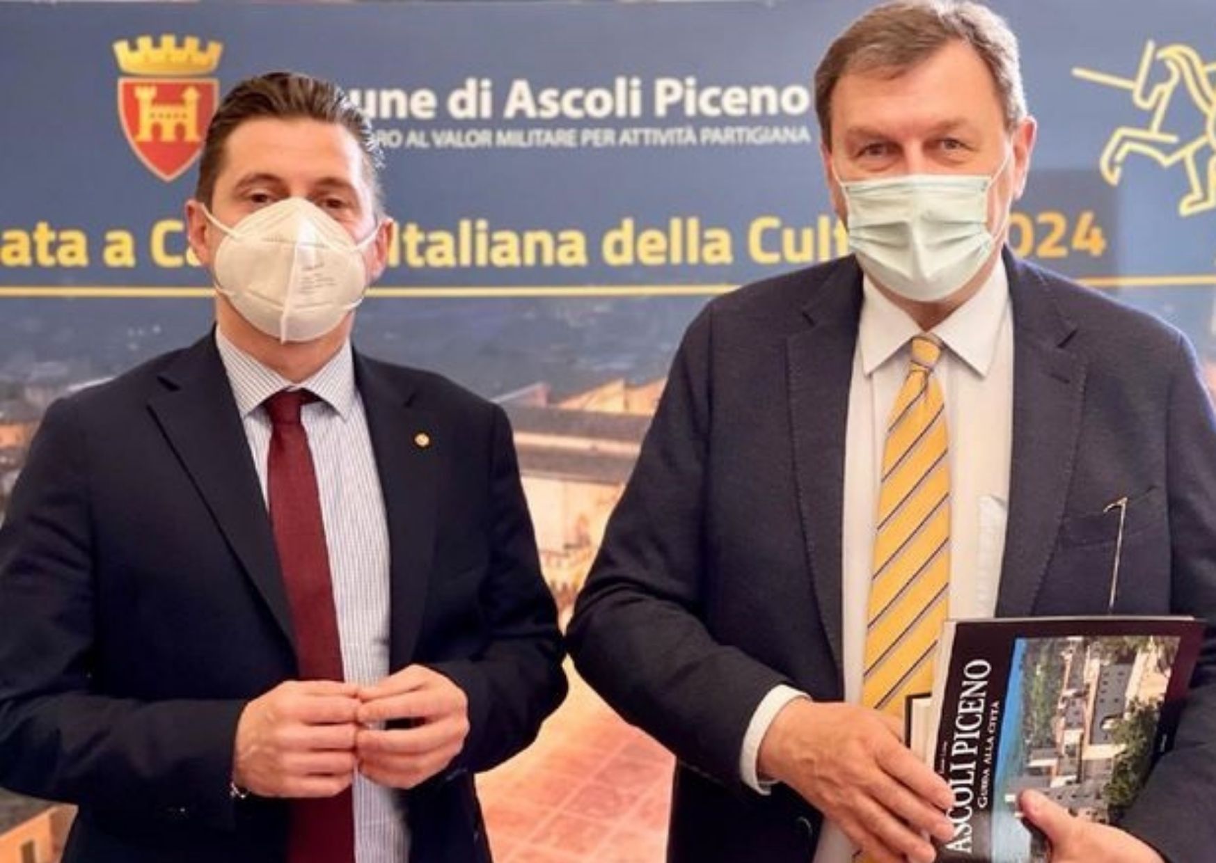 Ascoli – Il sindaco Fioravanti accoglie il nuovo prefetto De Rogatis