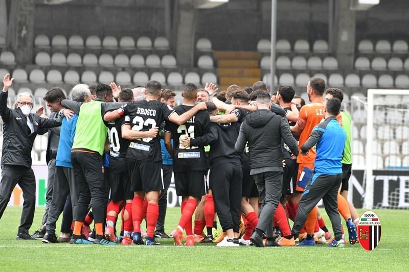 Calcio serie B – Ascoli, Pulcinelli si gode l’impresa contro l’Empoli: “Eroi”