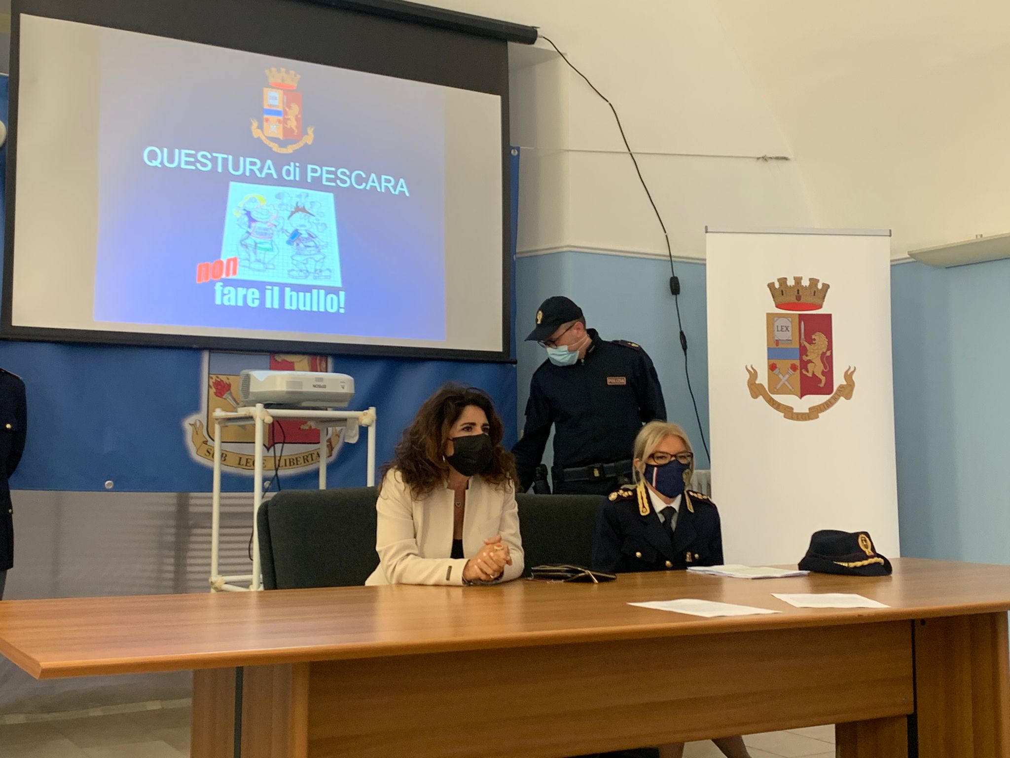 Pescara: il questore emette tre provvedimenti di ammonimento per cyberbullismo