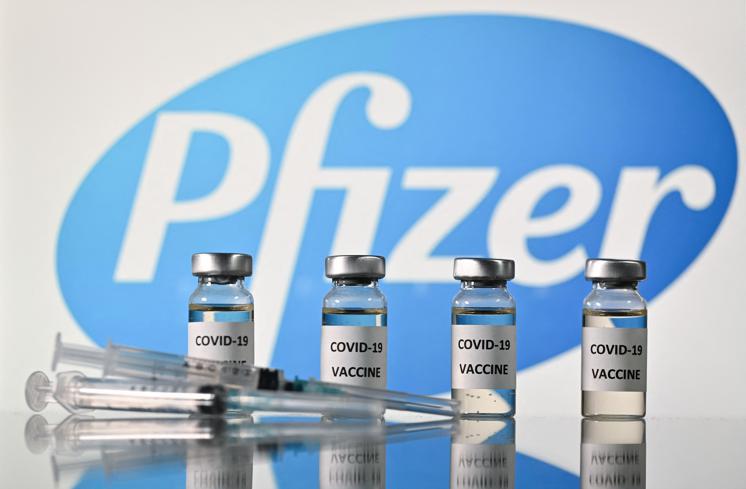 Chieti – L’appello del sindaco Ferrara: “10mila dosi Pfizer disponibili per ultra 80enni, ultra 70enni e ultra 60enni non vaccinati”