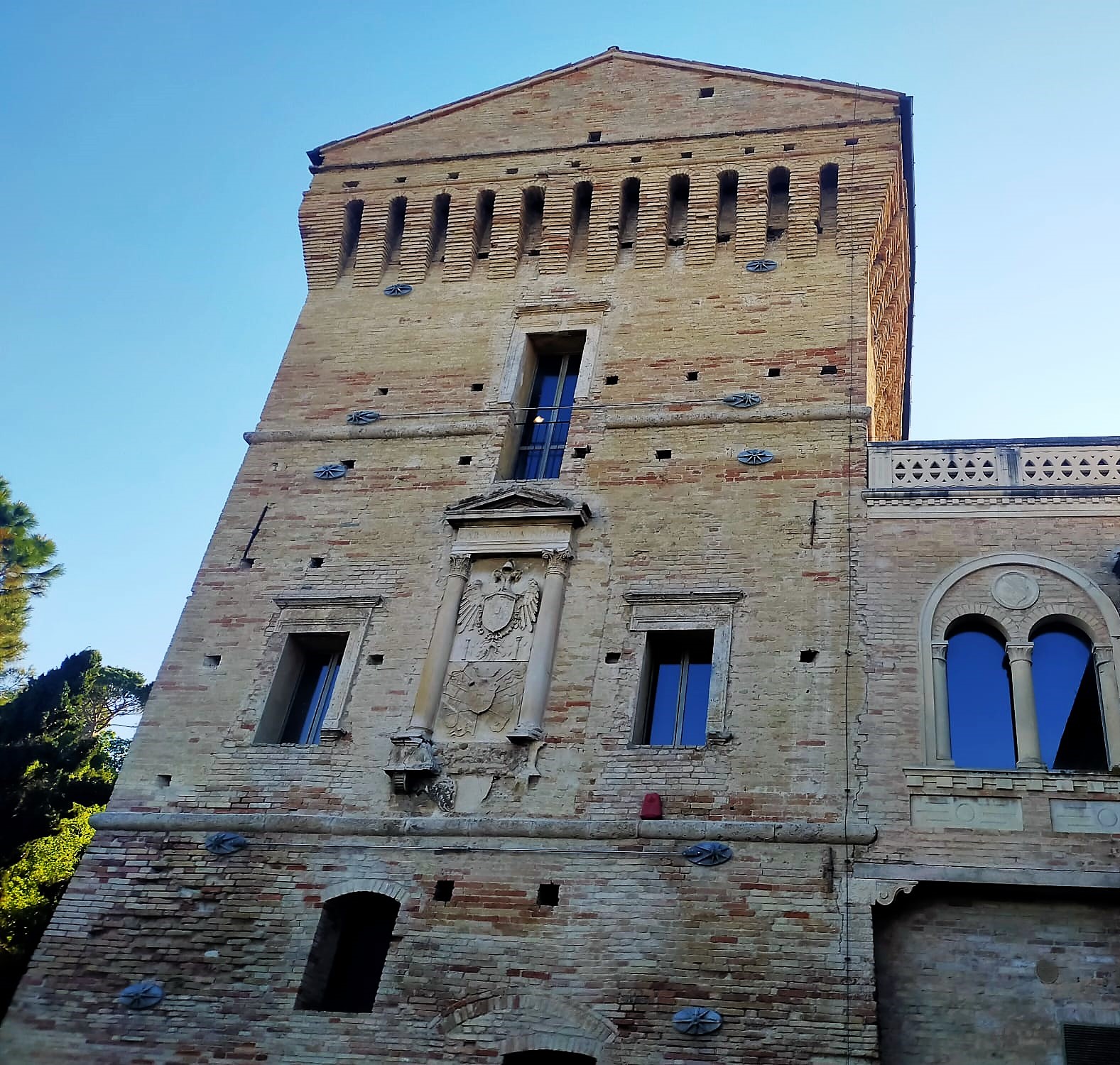 Martinsicuro – Iniziativa su Dante ed il fiume Tronto al Torrione