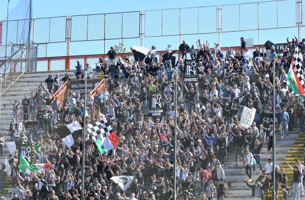 Calcio serie B – Ascoli, tifosi: 560 biglietti per la trasferta di Perugia