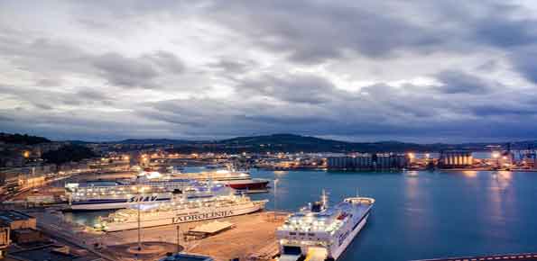 Lite al porto di Ancona: arrestato un giovane americano