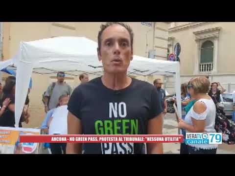 Ancona – No green pass, protesta al tribunale: “nessuna utilità sanitaria”