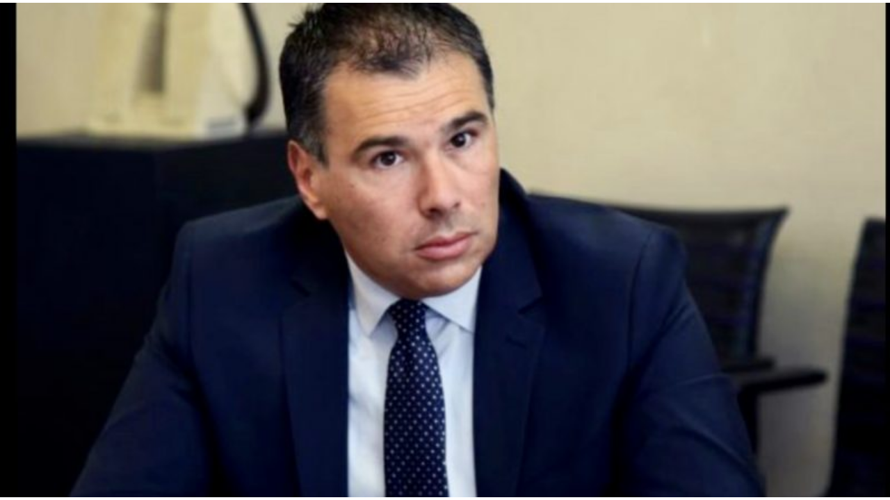Sulmona, il candidato sindaco Andrea Gerosolimo: “La mia campagna elettorale finisce qui”