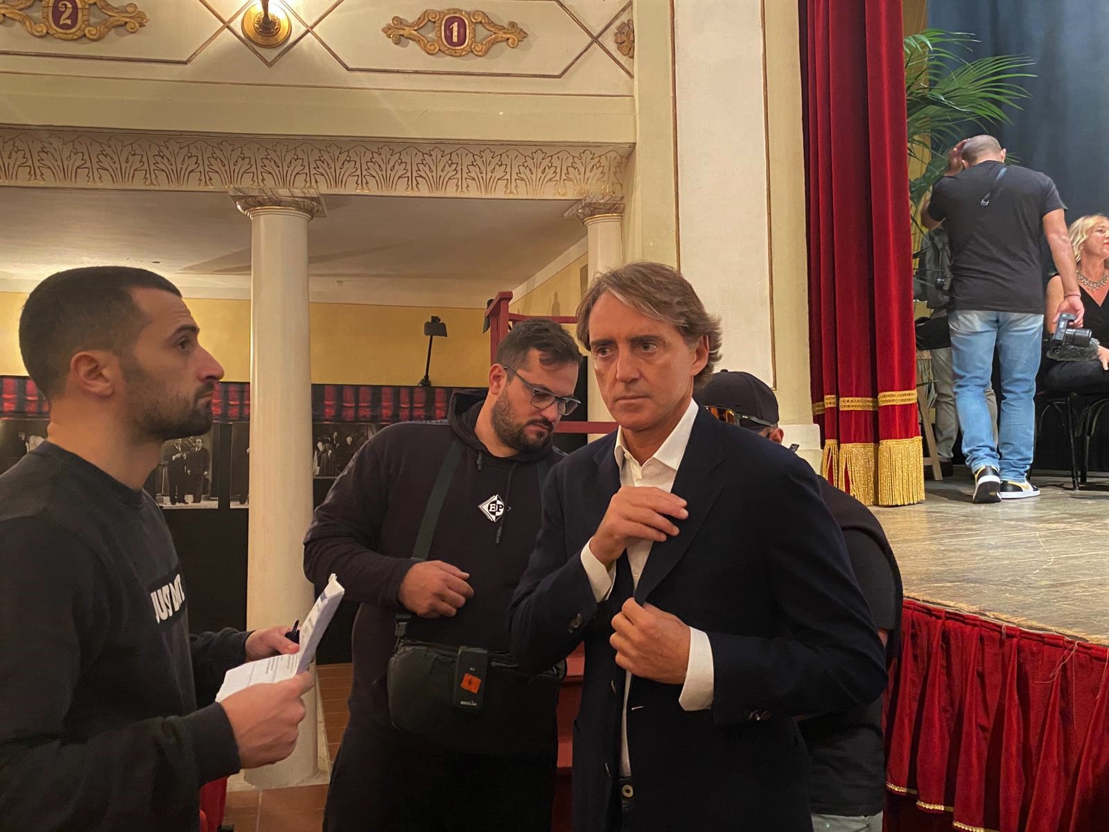 Iniziate le riprese con Mancini per gli spot 2022 della regione Marche