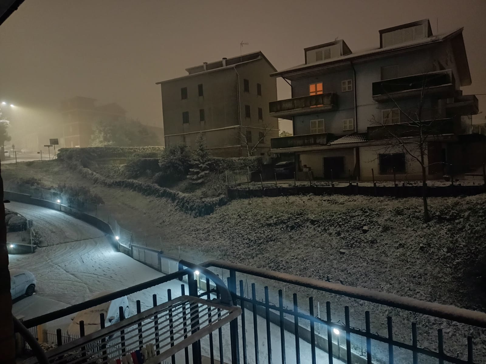 Neve, anche Fermo chiude le scuole lunedì 10 gennaio