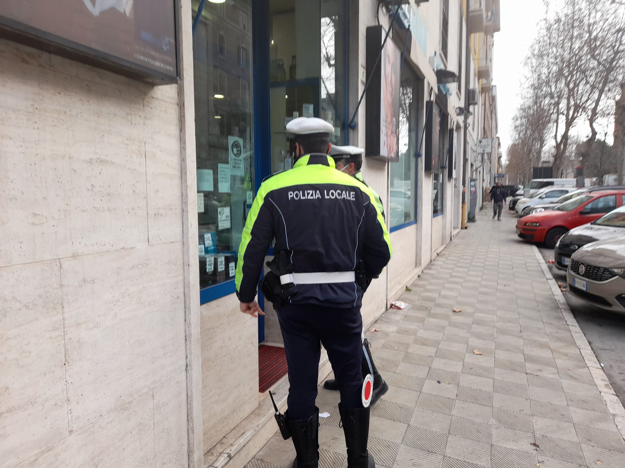 Inosservanza green pass, sanzioni della polizia municipale