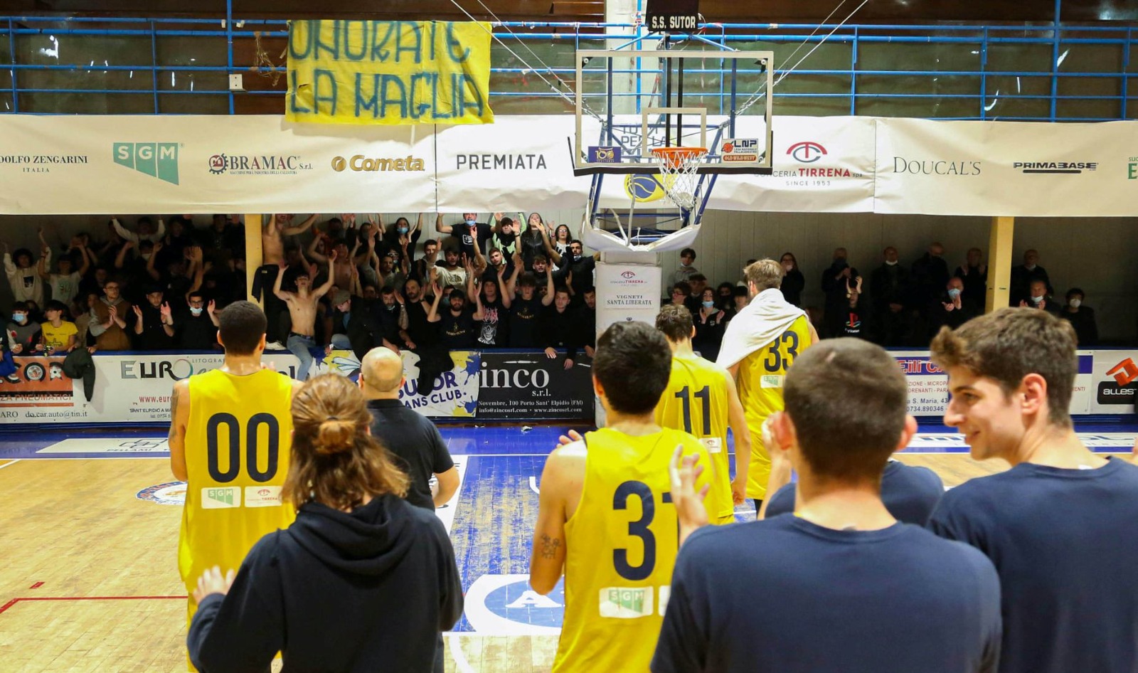 Basket, quattro daspo per i tifosi della Sutor Montegranaro