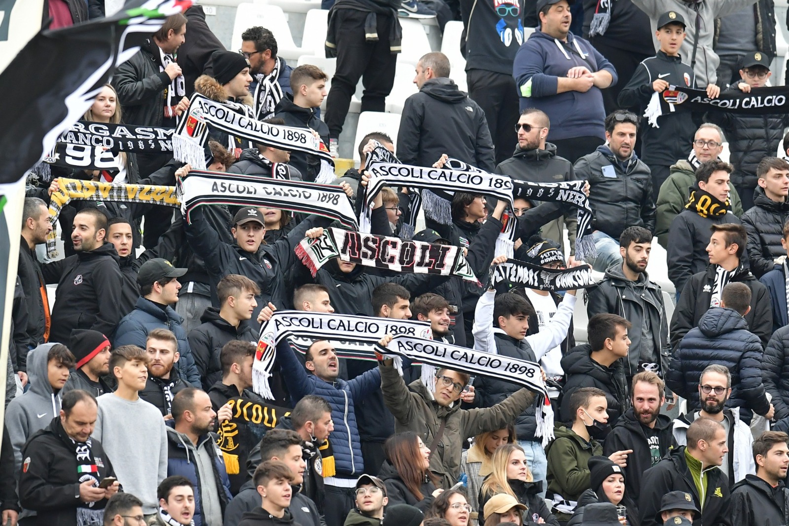 Ascoli-Perugia, 100 biglietti gratis per gli under 14 in tribuna Mazzone