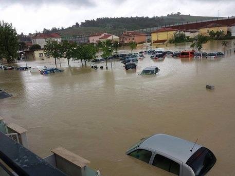 Alluvione Senigallia: rinviati a giudizio Angeloni e Mangialardi solo per inondazione colposa