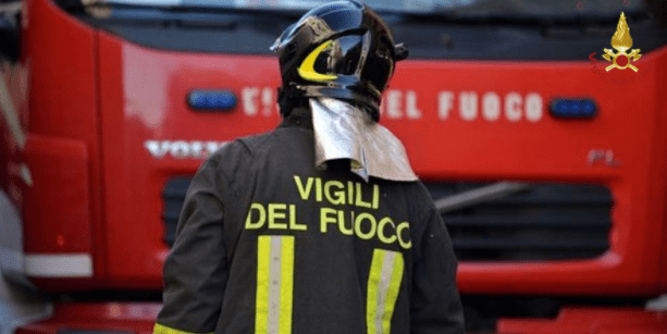 San Benedetto del Tronto – A fuoco un cassonetto in via dei Mille