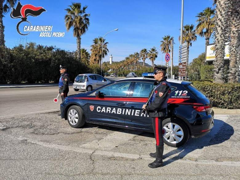 San Benedetto del Tronto – In macchina con la droga, arrestati due ventenni