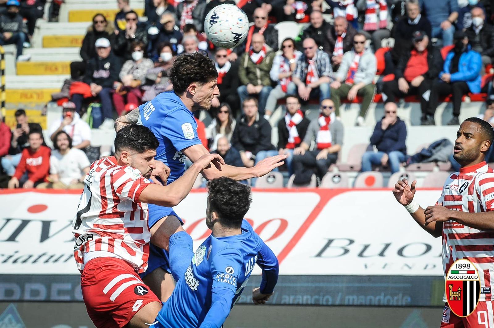 Ascoli-Pordenone, bianconeri senza 5 titolari