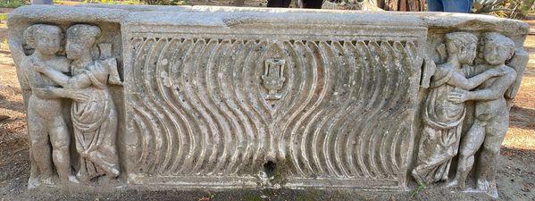 Tortoreto – Recuperato un sarcofago di epoca tardo romana