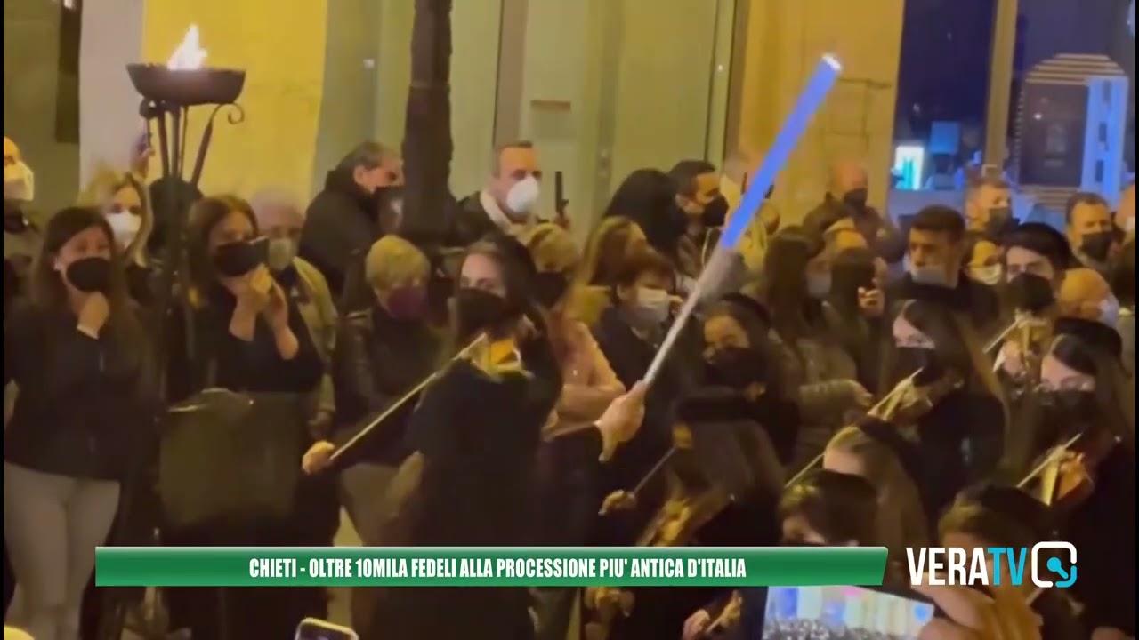 Chieti – Dopo due anni di pandemia oltre 10mila fedeli alla processione più antica d’Italia