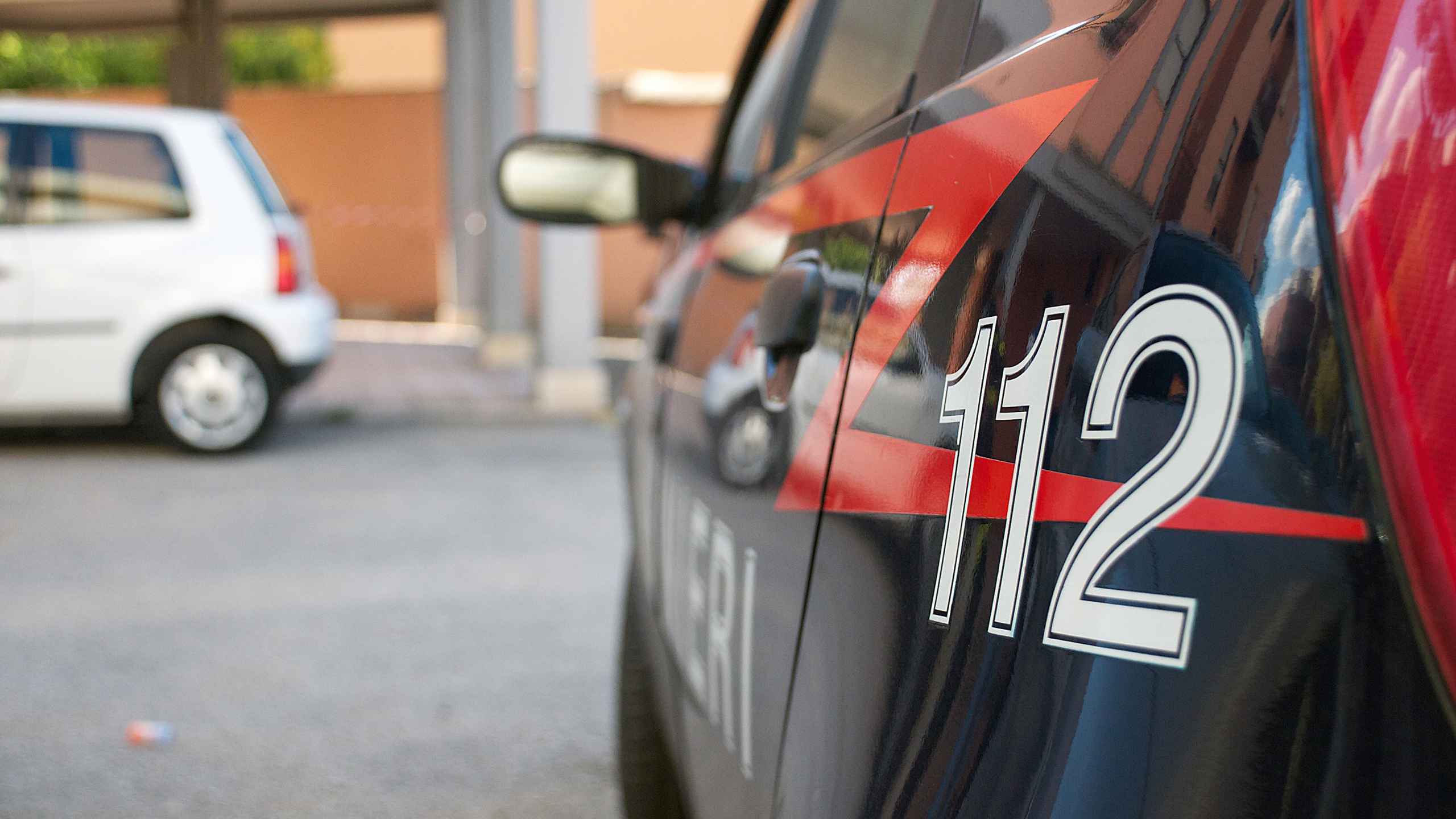 Attività dei Carabinieri, divieto di avvicinamento alle parti offese e denunce per furto aggravato