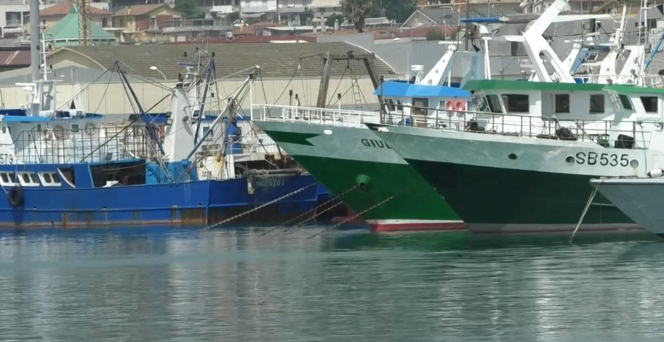 San Benedetto del Tronto, sospeso lo sciopero della pesca: domenica notte le barche tornano in mare