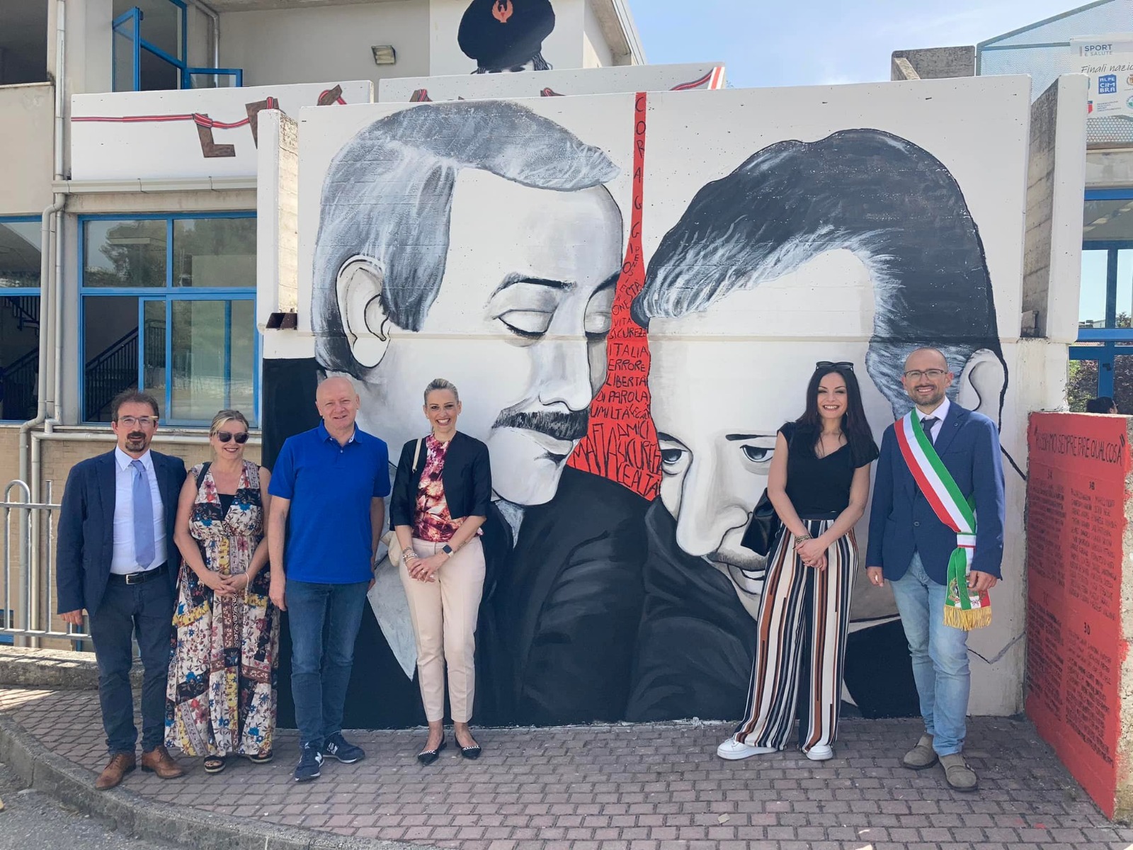 Folignano – Inaugurato a Villa Pigna il murales della legalità