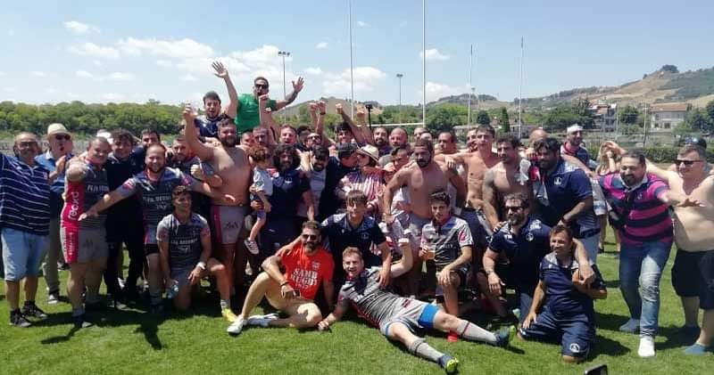 Unione Rugby San Benedetto, storica promozione in B: festa grande al campo Mandela