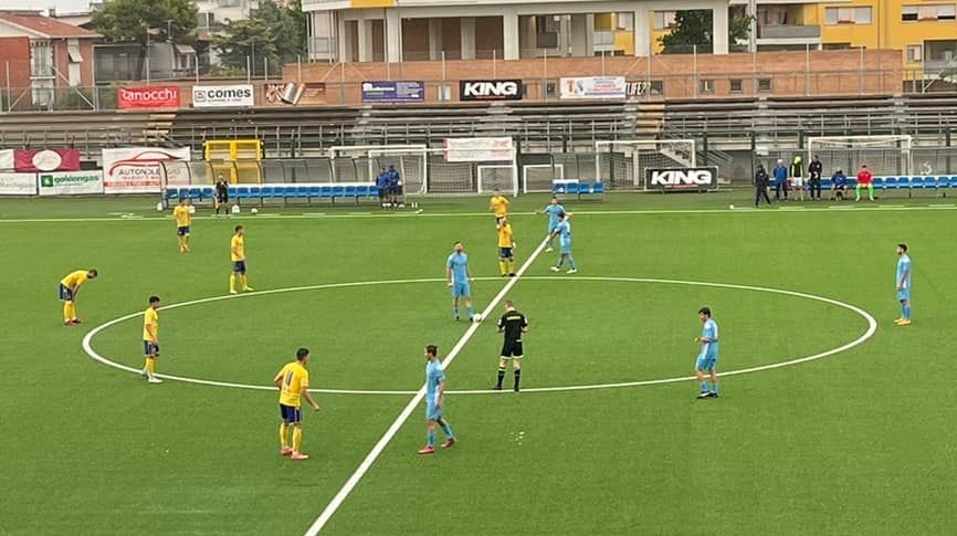 Vigor Senigallia-Fermana 0-2, gol gialloblù nel finale