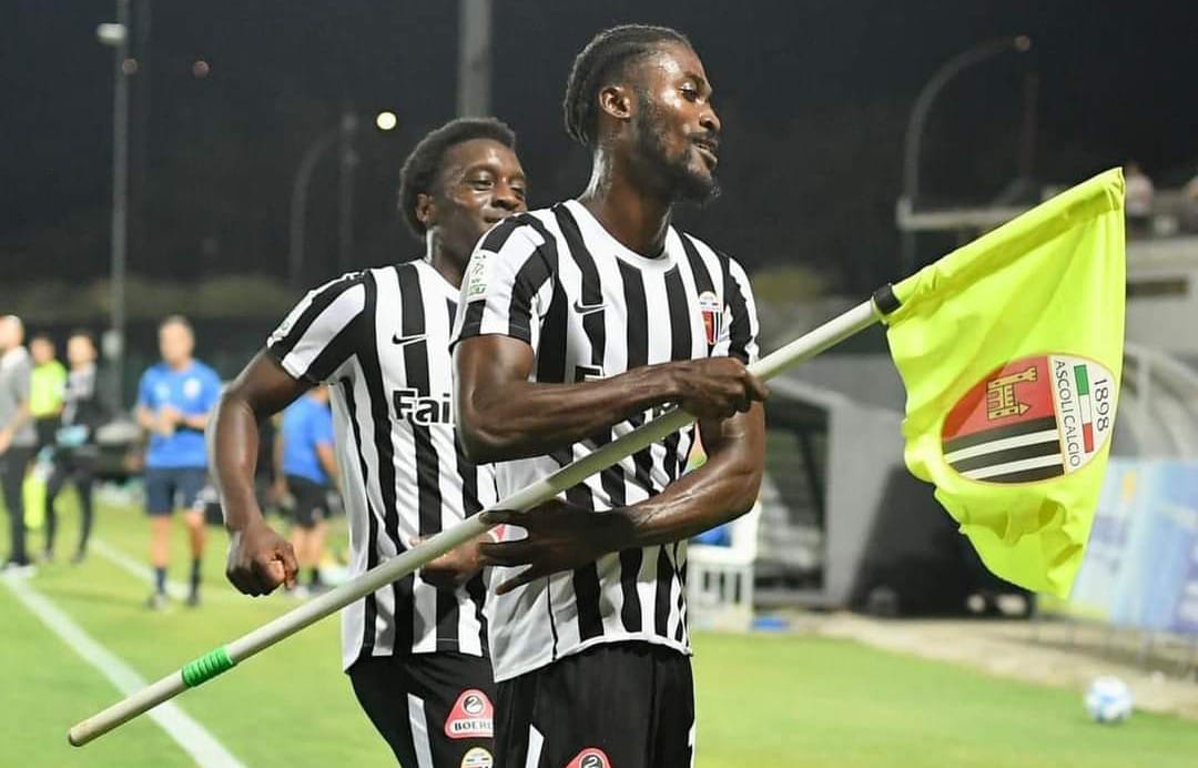 Palermo-Ascoli 2-3: tripletta di Gondo, bianconeri primi in classifica