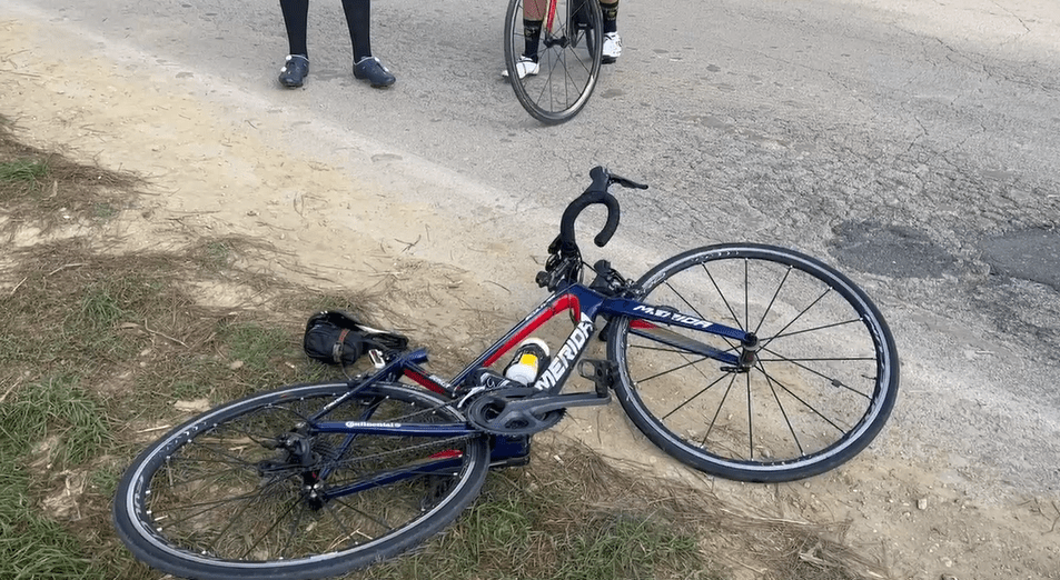 Incidente sulla Bonifica del Salinello, ciclista ferito
