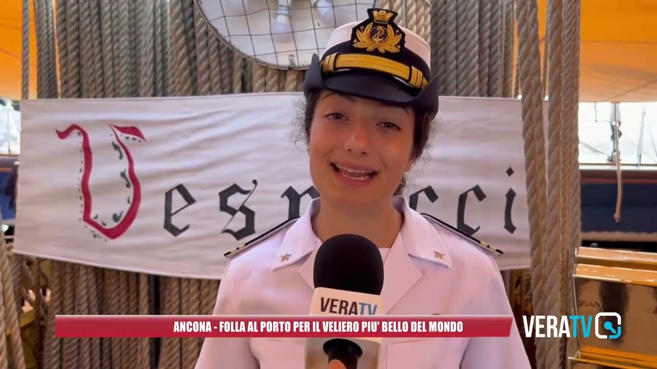 Ancona – Folla al porto dorico per l’Amerigo Vespucci: il veliero più bello del mondo