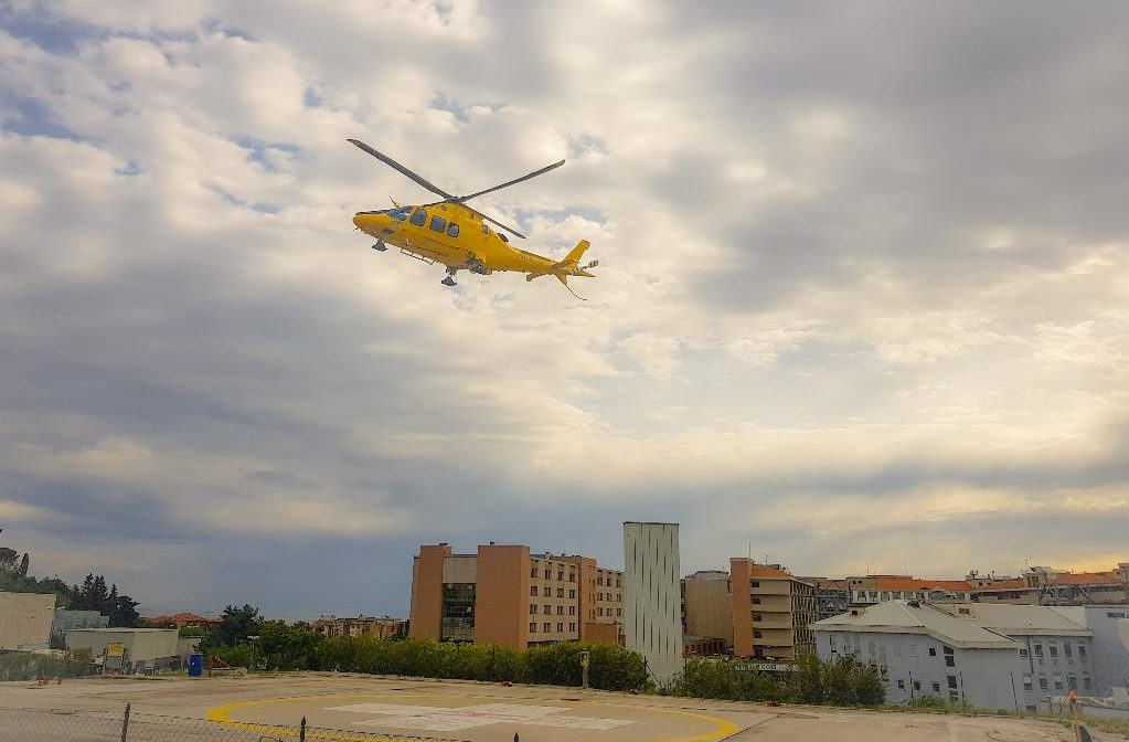 Grave un muratore precipitato dall’impalcatura