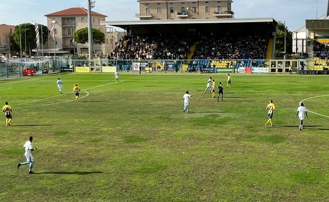 Serie C: la Fermana cade in casa, la Vis Pesaro batte il San Donato
