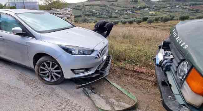 Stella di Monsampolo, colpo alla BBC: recuperata auto dei banditi in un fossato