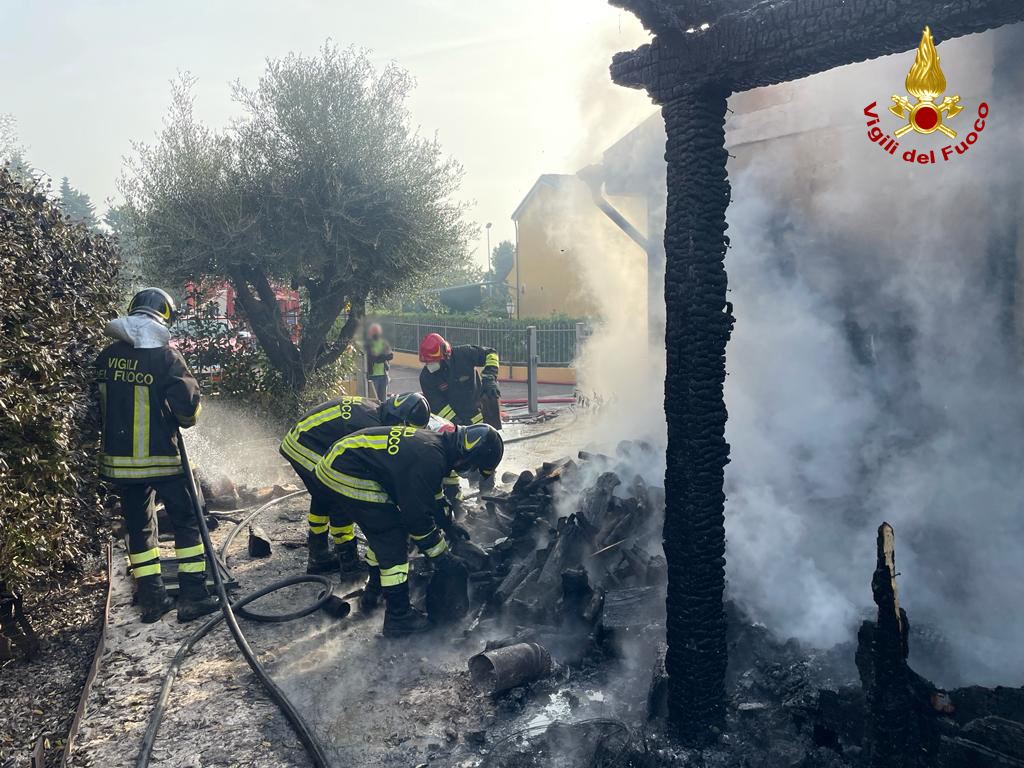 Incendio in una villetta a Osimo: tanta paura, ma nessun ferito