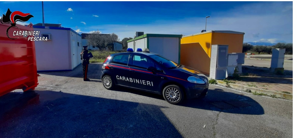 Ruba energia elettrica e occupa abusivamente un container, 50enne arrestato dai Carabinieri di Cepagatti