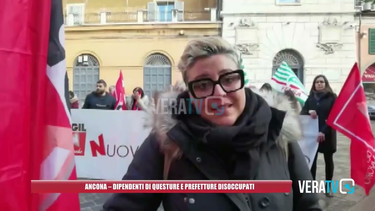 Ancona – Sit-in davanti alla Prefettura, protestano le lavoratrici somministrate
