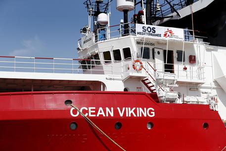 Migranti, respinta la richiesta di Ocean Viking: porto assegnato resta Ancona