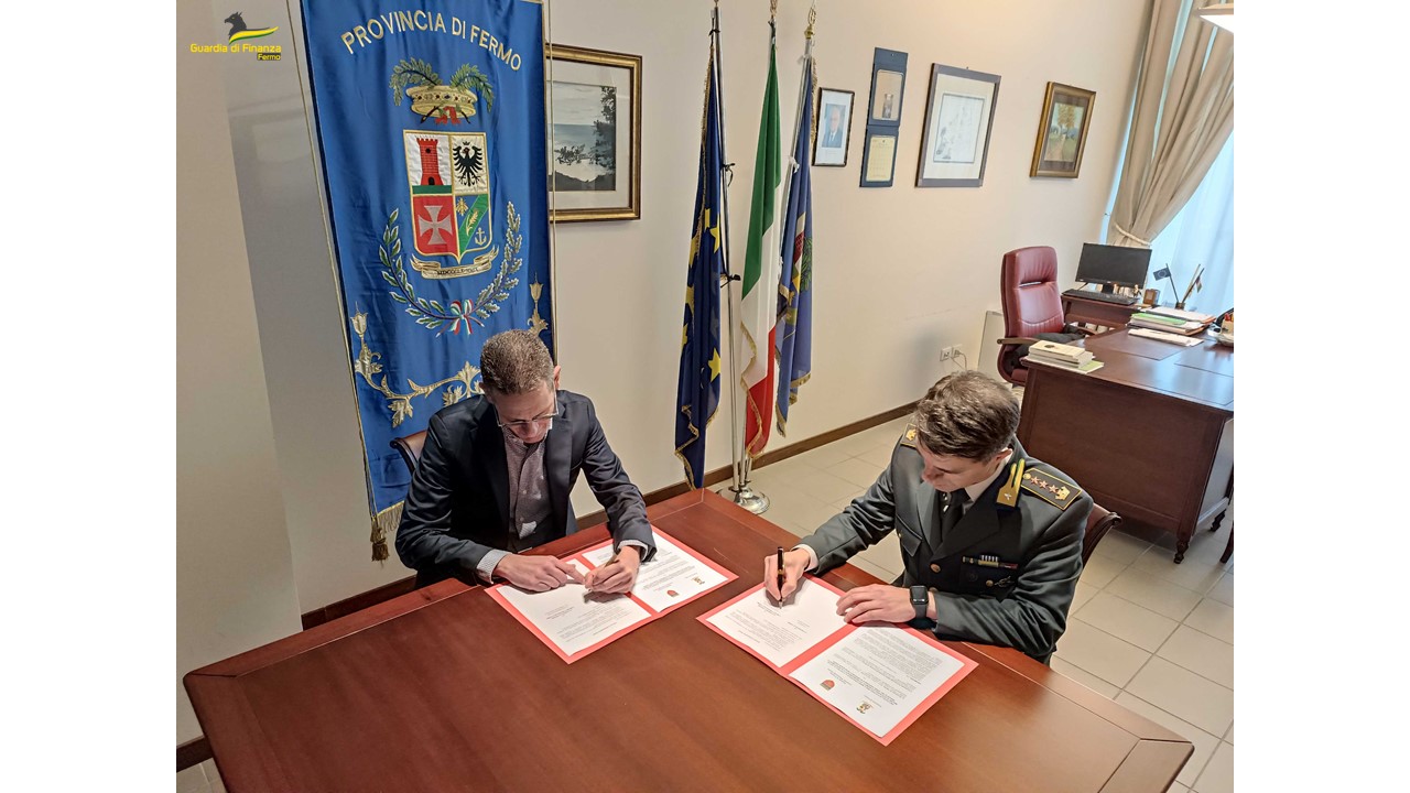 Firmato il Portocollo di intesa tra Guardia di Finanza e Provincia di Fermo per il rispetto dei progetti del PNNR