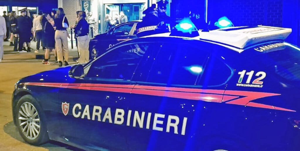 Giulianova-Entra in Pronto soccorso con un coltello, fermato dai Carabinieri