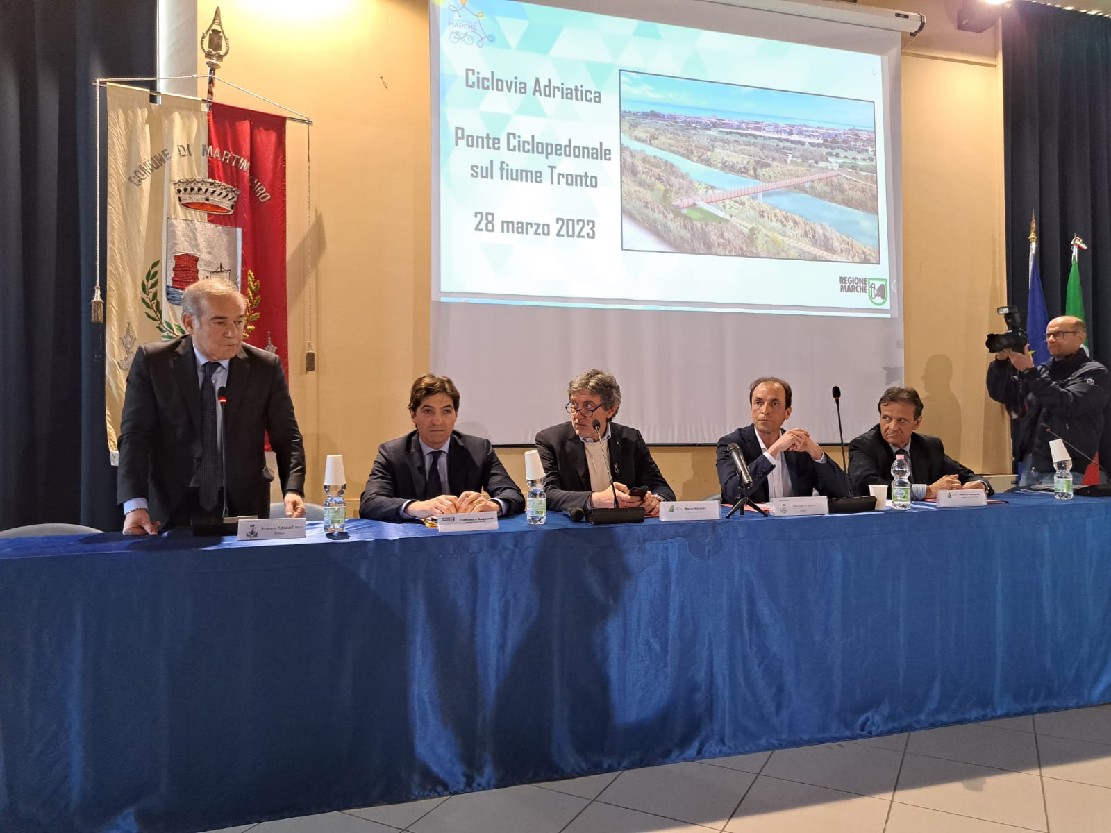 Presentato il ponte ciclopedonale sul fiume Tronto: una forma in onore delle marinerie