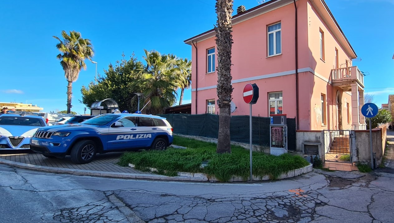 Alba Adriatica-Sequestrata la “Casa Rosa” e un altro immobile sulla costa, luoghi legati allo spaccio