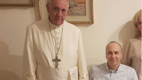 Pesaro, Papa Francesco chiama la famiglia Ferri e parla del ricovero: “Me la sono vista brutta”