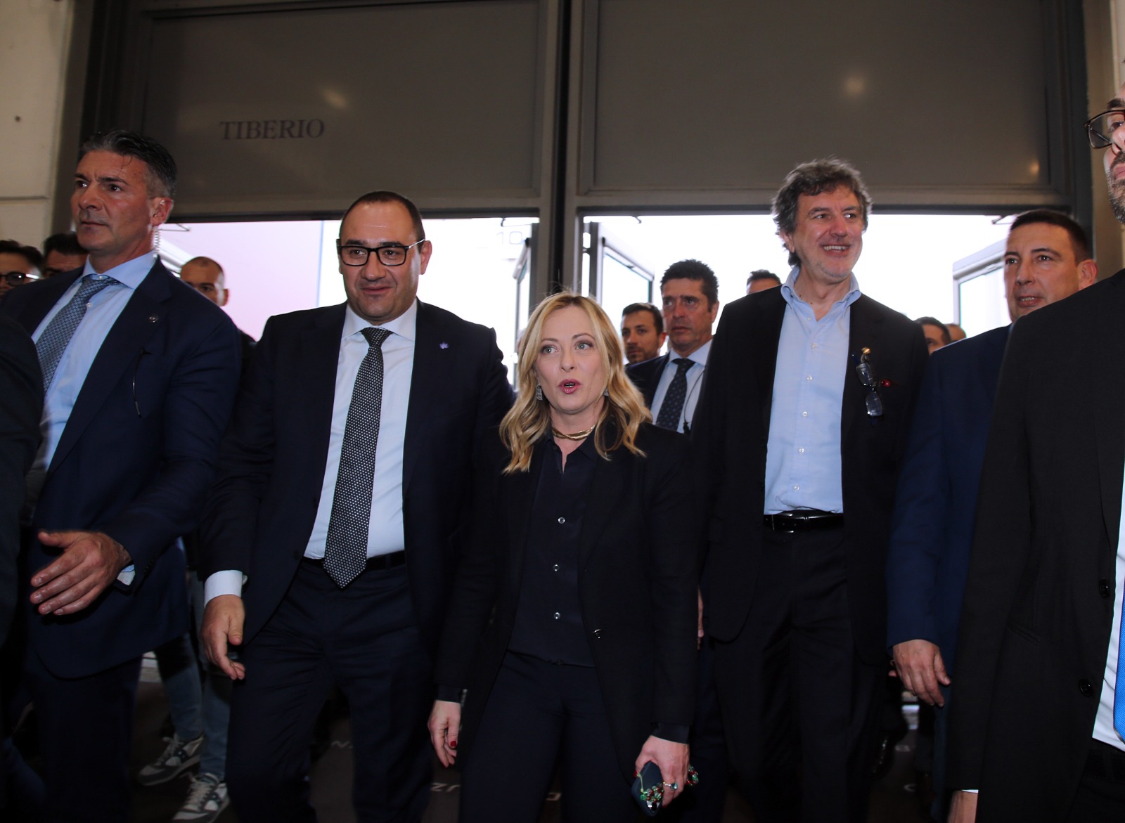 Vinitaly: La premier Meloni e i Ministri Lollobrigida e Casellati visitano lo Spazio Abruzzo